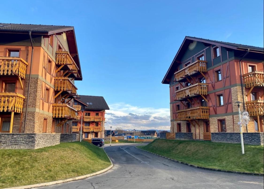 ולקה לומניקה Apartment With Beautiful View Of High Tatras מראה חיצוני תמונה