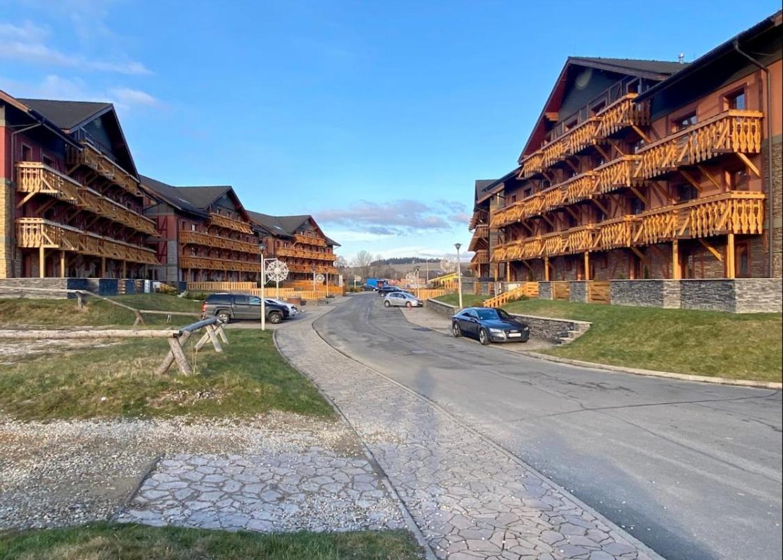 ולקה לומניקה Apartment With Beautiful View Of High Tatras מראה חיצוני תמונה